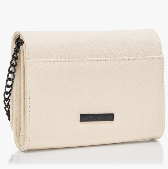 🔹️BETSEY JOHNSON🔹️ XOSYBIL 3 CROSSBODY  CHALK PURSE BAT SPIDER 🖤 - Picture 3 of 5